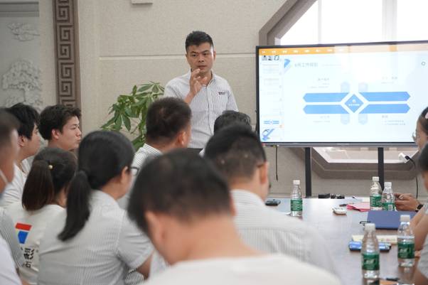 神石六月員工大會(huì)圓滿落幕，共創(chuàng)輝煌未來啟新篇